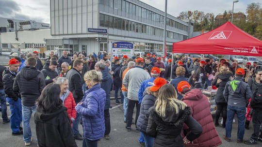 Seit 2019 kriselt es beim Zulieferer Inovan – schon damals stand ein Jobabbau im Raum. Archivfoto: Meyer Inovan IG Metall Kundgebung