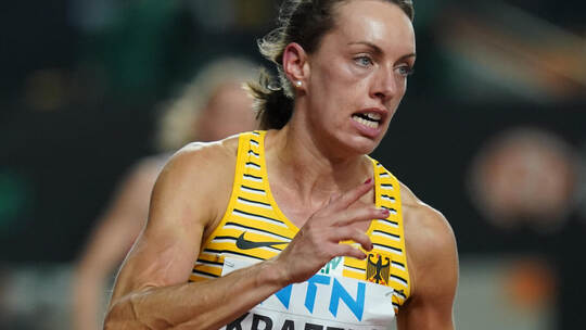 400-Meter-Hürdenläuferin Carolina Krafzik ist nach ihrer Fußverletzung bei der DM in Braunschweig dabei. Foto: dpa Leichtathletik Weltmeisterschaft