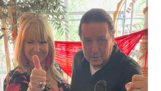 Die Spanier Ramona Álvarez de Lara und Jesus Pérez fiebern dem Duell mit der DFB-Elf entgegen.