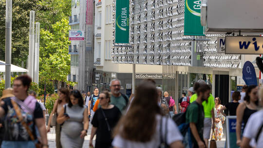 Innenstadt FuZo Galeria Einkaufen