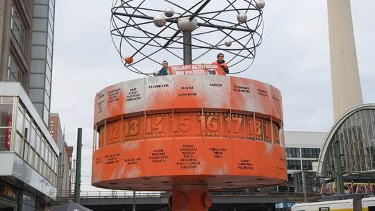 Prozess nach Klimaprotest am Alexanderplatz