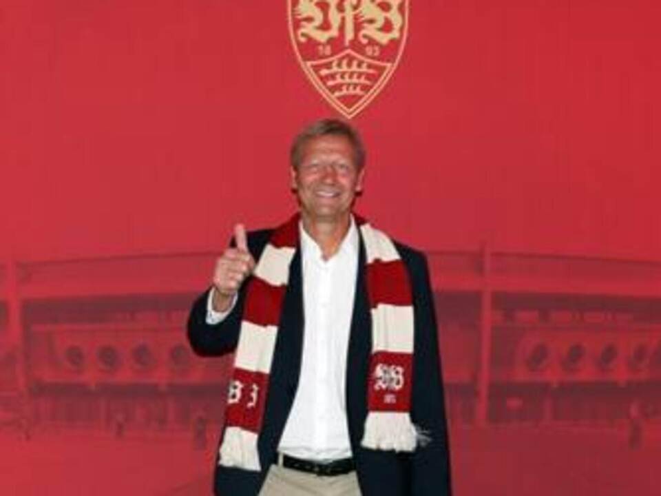 Fußball-Weltmeister Guido Buchwald trainiert eine Jugendmannschaft. Foto: Par.X Marketing & Events