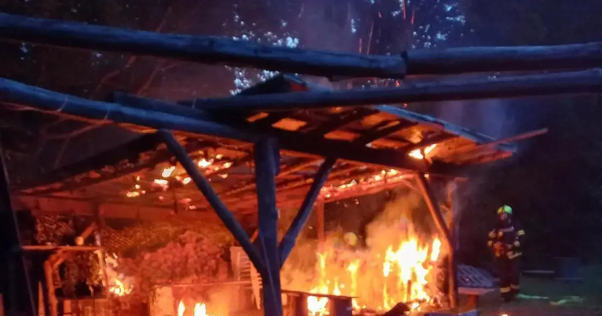 Wo Hört Das Feuer Auf Und Fängt Der Rauch An www.pz-news.de