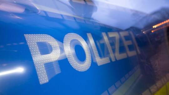 Polizei - Symbolbild Polizei - Symbolbild