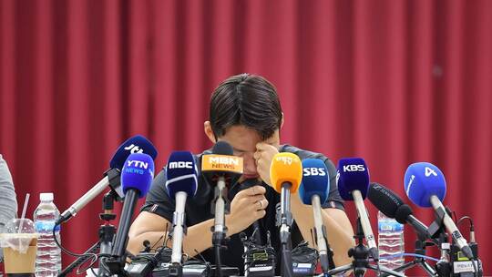 Pressekonferenz Son Jun-ho