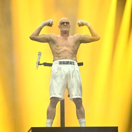 RTL «Der Clark Final Fight» - Entertainer Raab gegen Halmich
