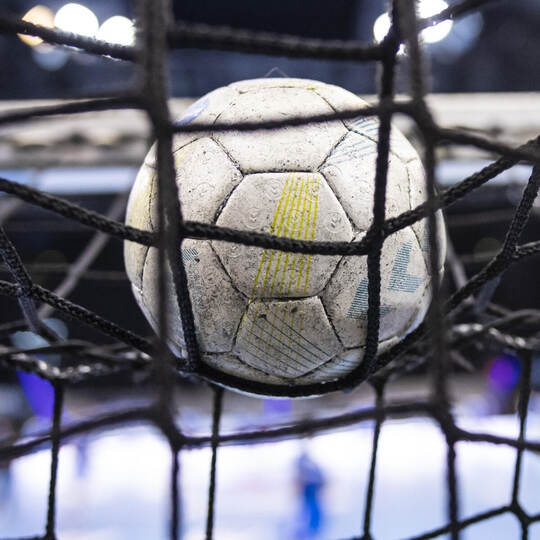 Der Ball soll ins Netz – und das beim Gegner so oft wie möglich. Der HC Neuenbürg peilt am Samstag jedenfalls den ersten Heimsie Handball