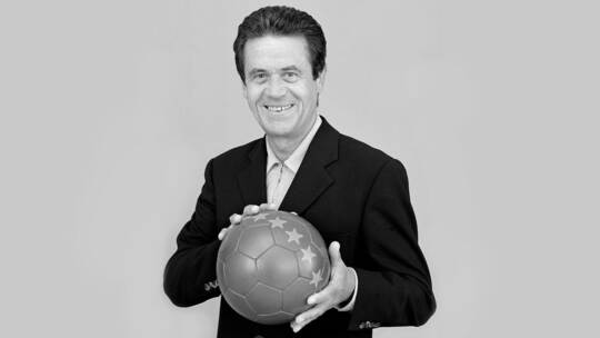 Früherer «Sportschau»-Moderator Schwarze gestorben Früherer «Sportschau»-Moderator Schwarze gestorben