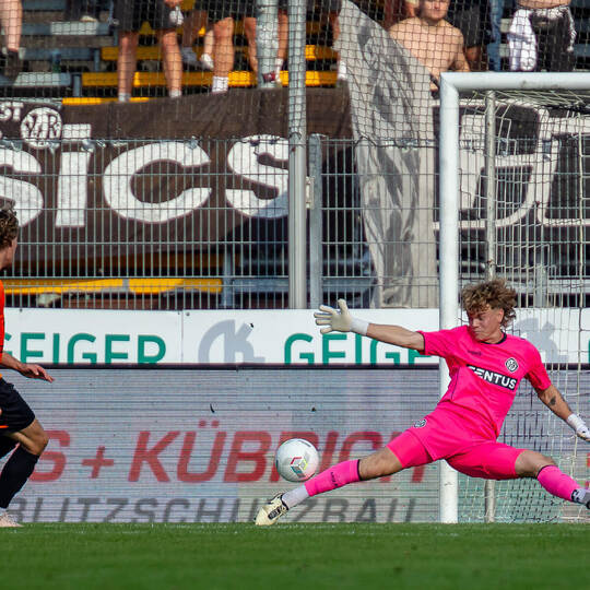 GER, VfR Aalen vs. 1. CfR Pforzheim, Fussball, Oberliga BW, 9. Spieltag, Saison 2024/2025, 21.09.2024