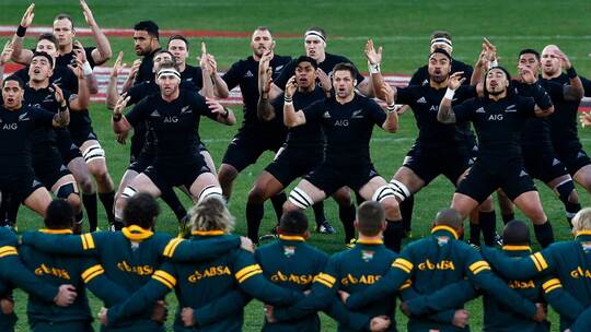 Haka von Neuseelands Rugby-Nationalmannschaft Haka von Neuseelands Rugby-Nationalmannschaft