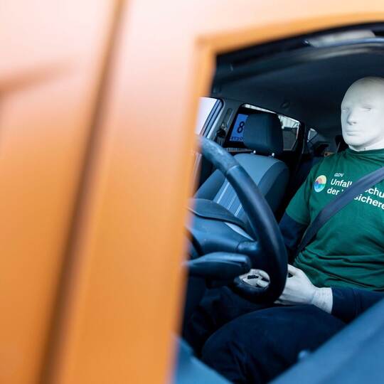Crashtest zu Forschungsprojekt Unfallgefahr