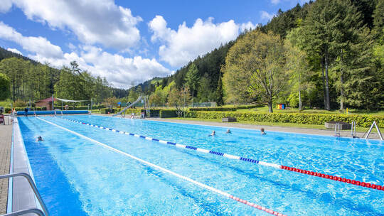 Calmbach Waldfreibad Wiedereröffnung