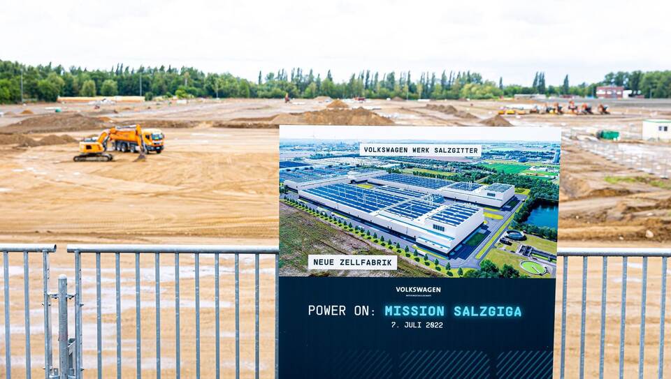 Baustart für VW-Batteriezellfabrik in Salzgitter Baustart für VW-Batteriezellfabrik in Salzgitter