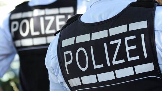 Polizei - Symbolbild Polizei - Symbolbild