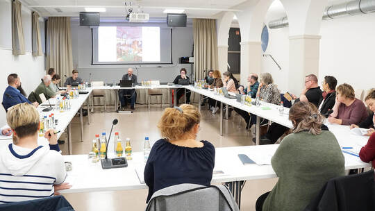 Viel diskutiert, wurde in Knittlingen über Kinderbetreuung. Bastian